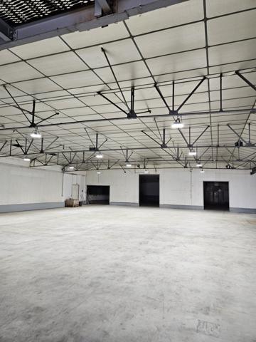 Varennes-lès-Mâcon (71000) Locaux d'activités , commercial et bureaux