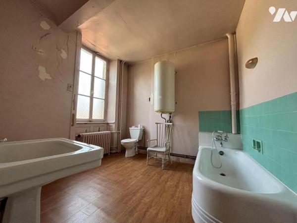 Charmant Hôtel Particulier du 18ème au Cœur de Valognes