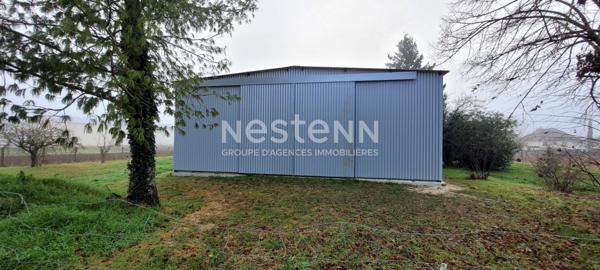 Hangar de stockage, 120 m²