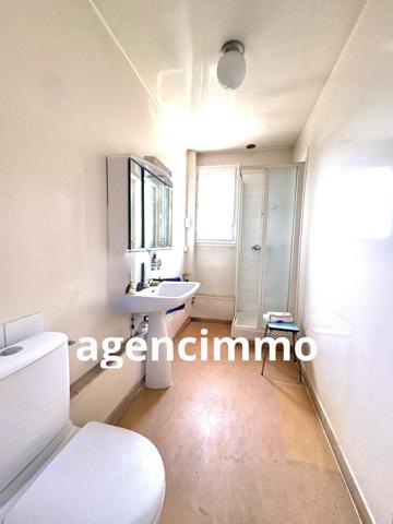 À vendre - Maison individuelle, 8 pièces située à Bagneux (92220)