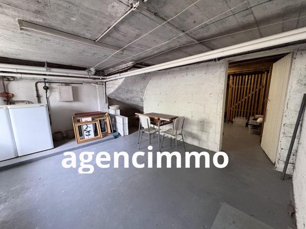 À vendre - Maison individuelle, 8 pièces située à Bagneux (92220)
