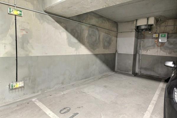 Stationnement à vendre    9,10 m2 Clichy
