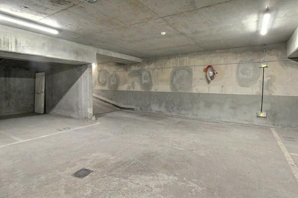 Stationnement à vendre    9,10 m2 Clichy
