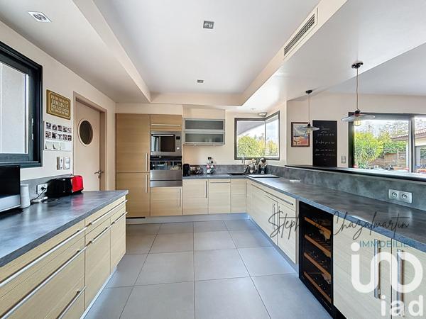 Maison à vendre 6 pièces 205 m² Narbonne