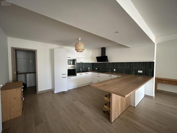 Appartement à louer à Beaune en Côte-d'Or (21200), ref : 21074-25-11--21074