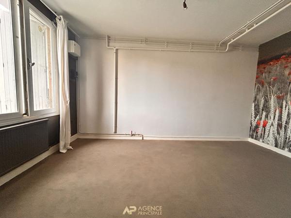 Maison familiale située à St Xandre à 10min de La Rochelle 213 000 € **  - Référence  FB660
