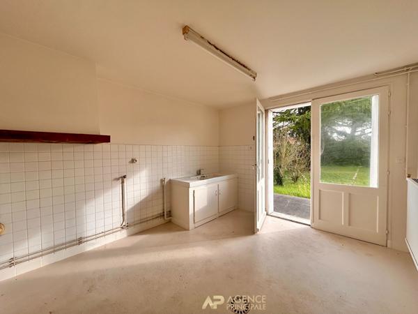 Maison familiale située à St Xandre à 10min de La Rochelle 213 000 € **  - Référence  FB660