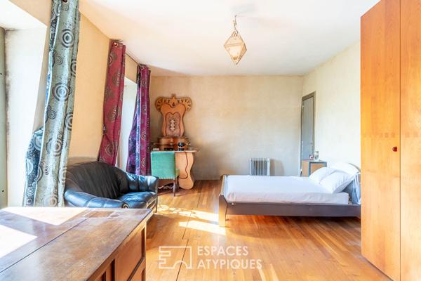 Maison avec atelier et jardin