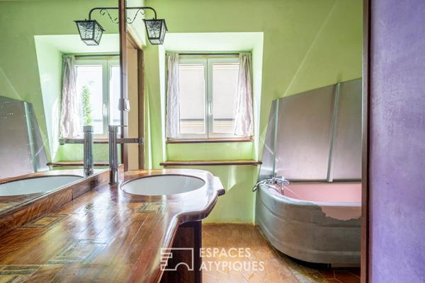 Maison avec atelier et jardin