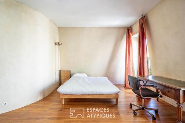 Maison avec atelier et jardin