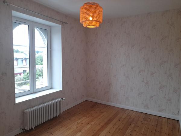 Location maison Ploumagoar - 5 pièce(s) - 105 m² - 795 €/mois
