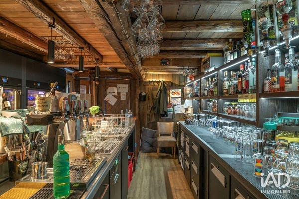 Bar-brasserie à vendre 220 m² Huez