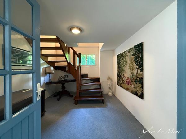 À vendre – Maison familiale lumineuse de 245 m² sur terrain clos de 1000 m², dans quartier résidentiel prisé de PONTIVY