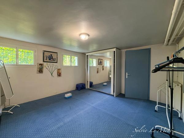 À vendre – Maison familiale lumineuse de 245 m² sur terrain clos de 1000 m², dans quartier résidentiel prisé de PONTIVY