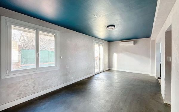 Maison à vendre    4 pièces •  Riom