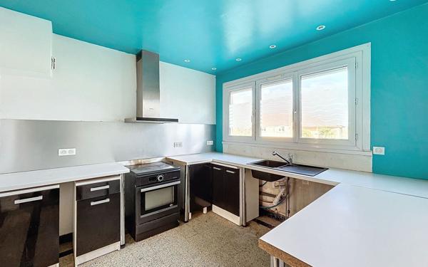 Maison à vendre    4 pièces •  Riom