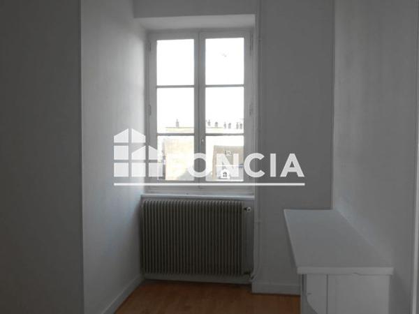 Location Appartement 3 pièces 70.6 m² - 11 IMPASSE SAINT SURIN Limoges 87000