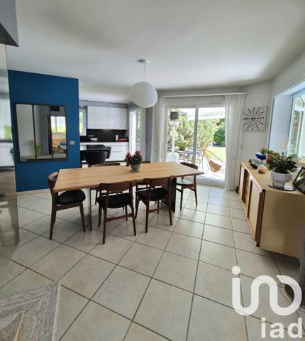 Maison à vendre 6 pièces 164 m² Archamps