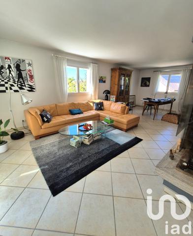 Maison à vendre 6 pièces 164 m² Archamps