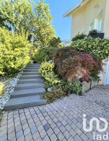 Maison à vendre 6 pièces 164 m² Archamps