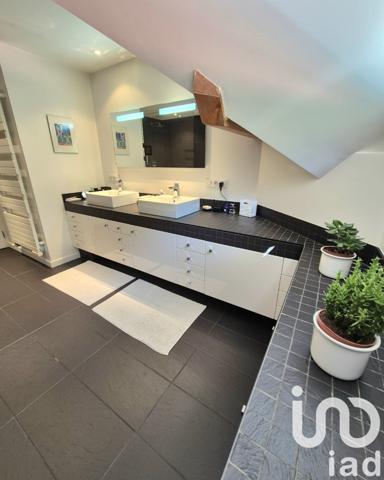 Maison à vendre 6 pièces 164 m² Archamps