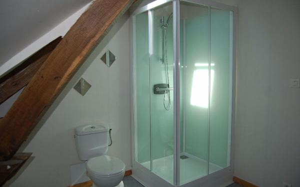 Immeuble à vendre    5 pièces • 96,77 m2 Saint-Satur