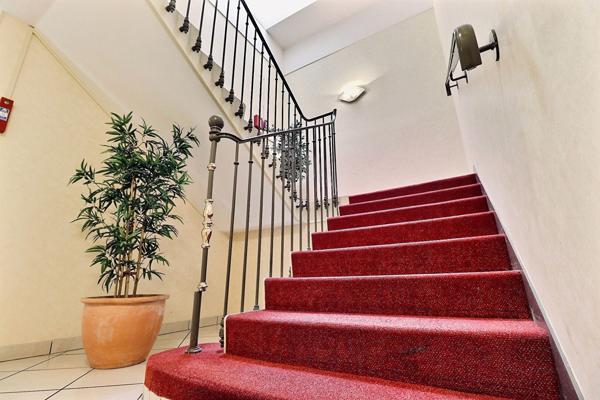 CHAMBOURCY - DUPLEX sur terrasse - 84m² environ.