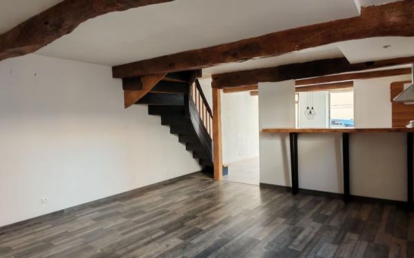 Maison à vendre    3 pièces •  Beaumont-de-Lomagne