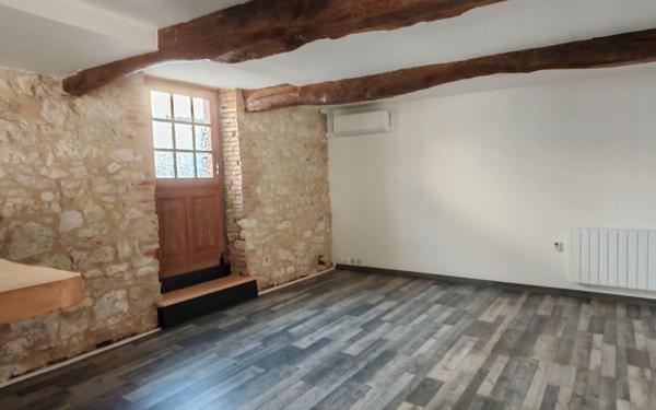 Maison à vendre    3 pièces •  Beaumont-de-Lomagne