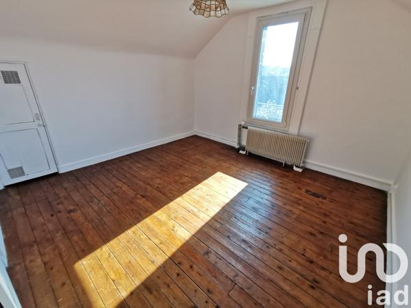 Maison traditionnelle 6 pièces de 119 m² à Arpajon (91290)