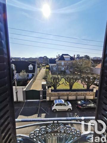 Maison traditionnelle 6 pièces de 119 m² à Arpajon (91290)