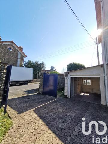 Maison traditionnelle 6 pièces de 119 m² à Arpajon (91290)