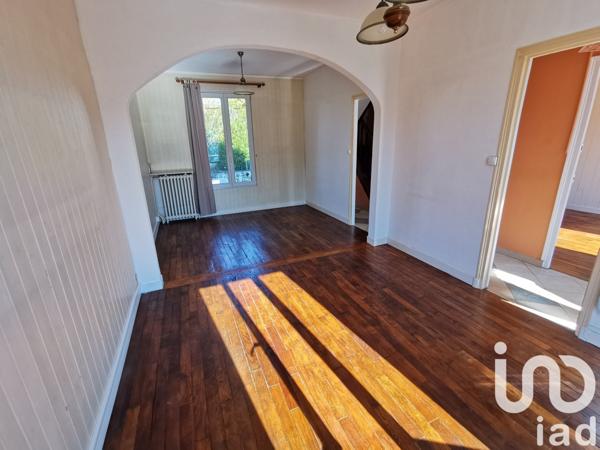 Maison traditionnelle 6 pièces de 119 m² à Arpajon (91290)