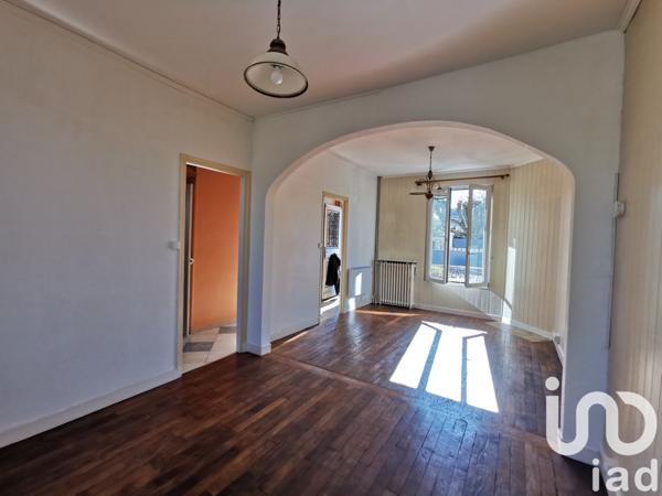 Maison traditionnelle 6 pièces de 119 m² à Arpajon (91290)