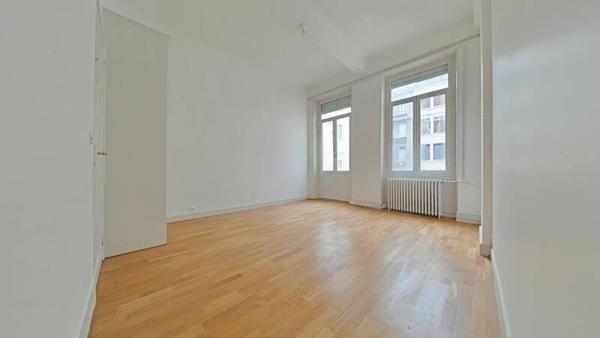 Appartement 4 pièces                                        - 42000 Saint-Étienne Réf : 9601