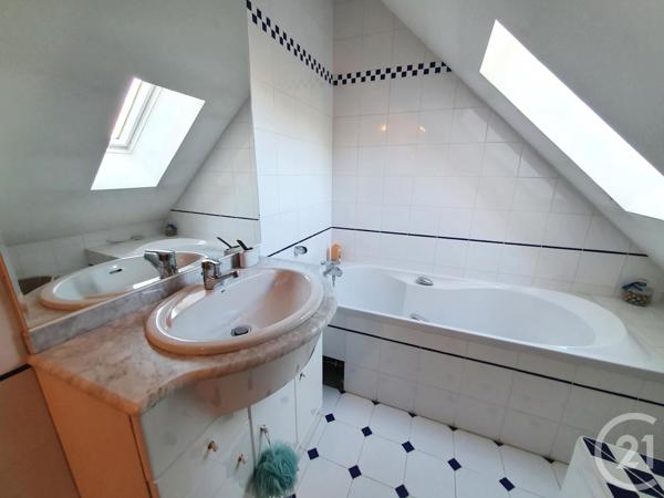 Maison à vendre  8 pièces - 259,44 m2 NESLES LA VALLEE - 95