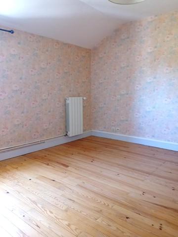 Maison à PONS, 17800 - 7 pièces 150m²