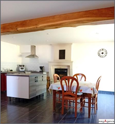 Maison à PONS, 17800 - 7 pièces 150m²