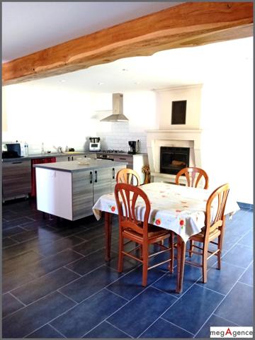 Maison à PONS, 17800 - 7 pièces 150m²