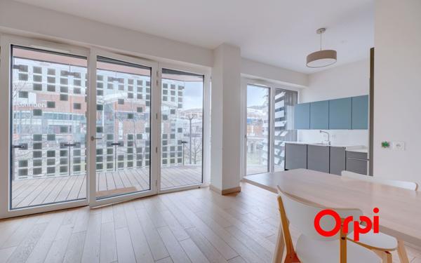 Appartement à vendre    4 pièces • 93,63 m2 Lyon 2