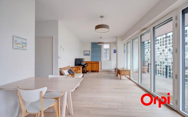 Appartement à vendre    4 pièces • 93,63 m2 Lyon 2