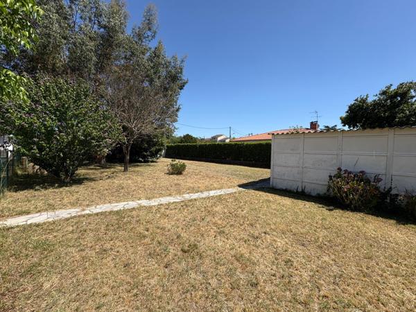 Terrain à bâtir 478 m2 viabilisé et libre de constructeur