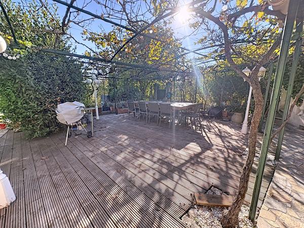 Maison T4 de 165 m² + Appartement Indépendant T2 Peymeinade Centre-Ville