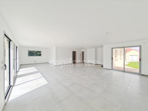A vendre à Demigny (71) maison neuve de 146 m² 6 pièces 4 chambres 684 m² de terrain !