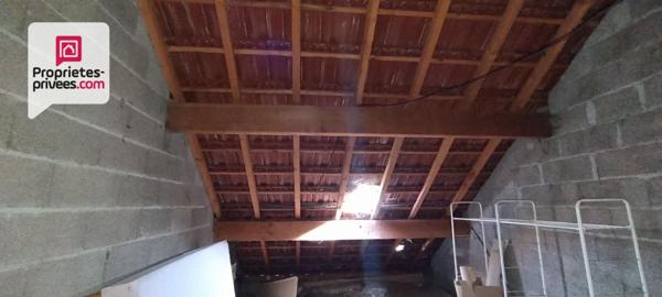 Maison 185 m2 et bâtiment annexe