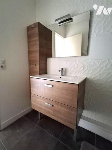 FACHES THUMESNIL limite LILLE: Appartement  T3 de 53,25m² avec terrasse. 