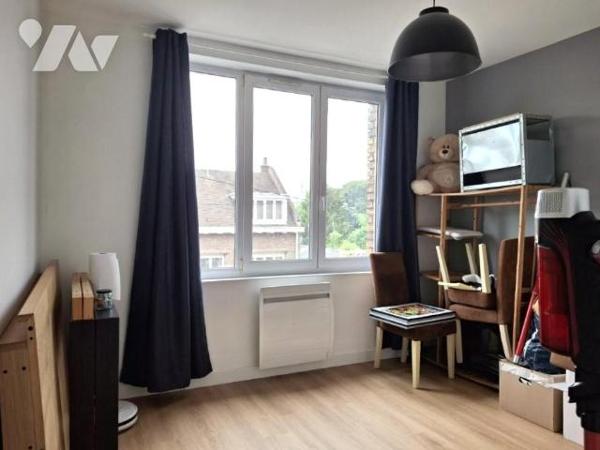 FACHES THUMESNIL limite LILLE: Appartement  T3 de 53,25m² avec terrasse. 