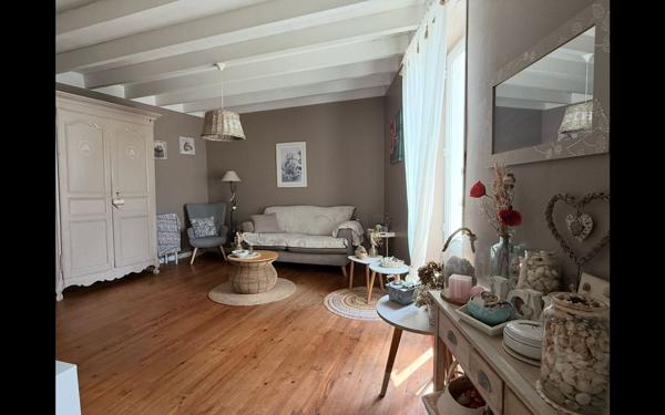 Maison à vendre    4 pièces •  Langon