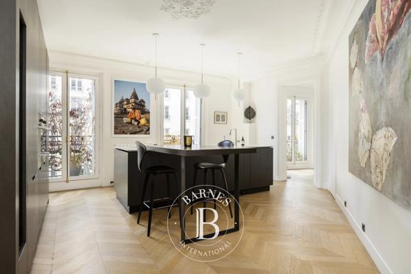 Paris 6ème, Appartement 2 Chambres -  130 m² à vendre