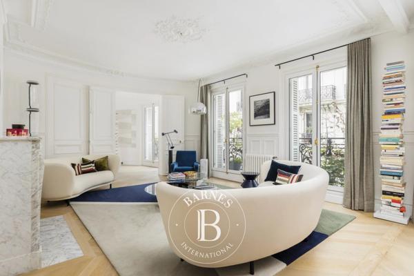 Paris 6ème, Appartement 2 Chambres -  130 m² à vendre